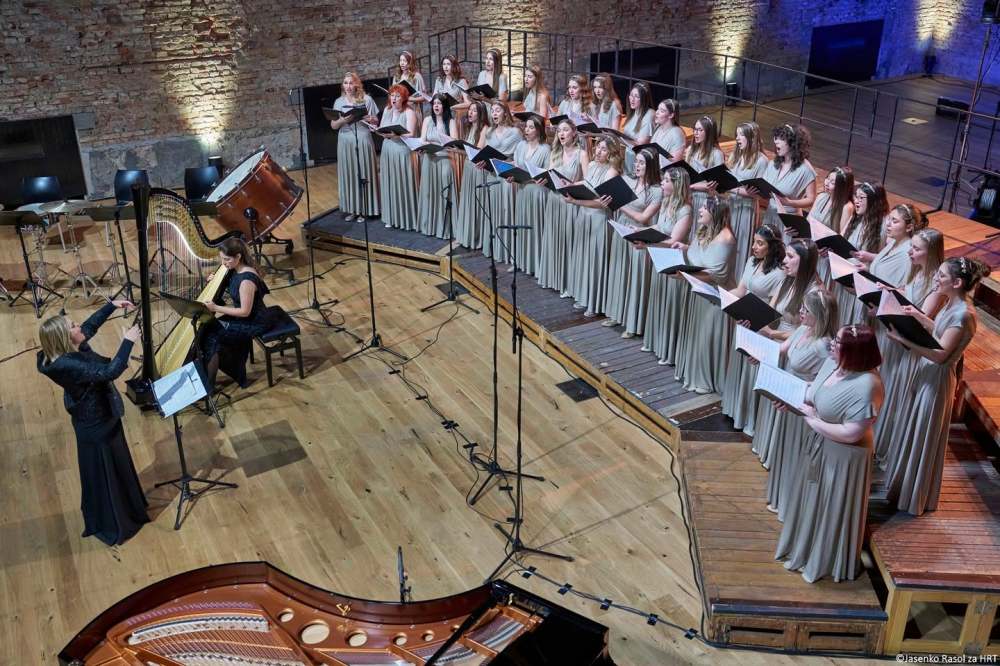 Mirabile Mysterium concert